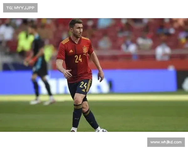 大卫路易斯的战术解析与位置价值揭秘：从防线到中场的多重角色